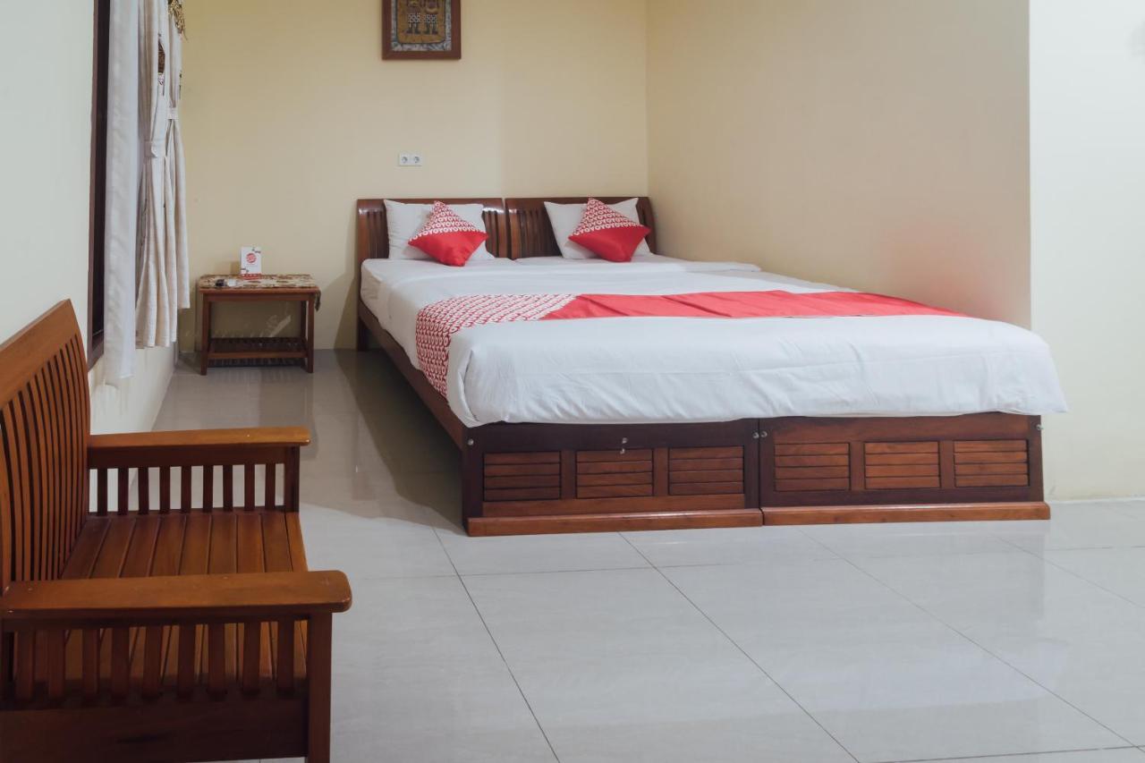 Vaccinated Staff - Oyo 1300 Crecia Guest House Hatu Экстерьер фото