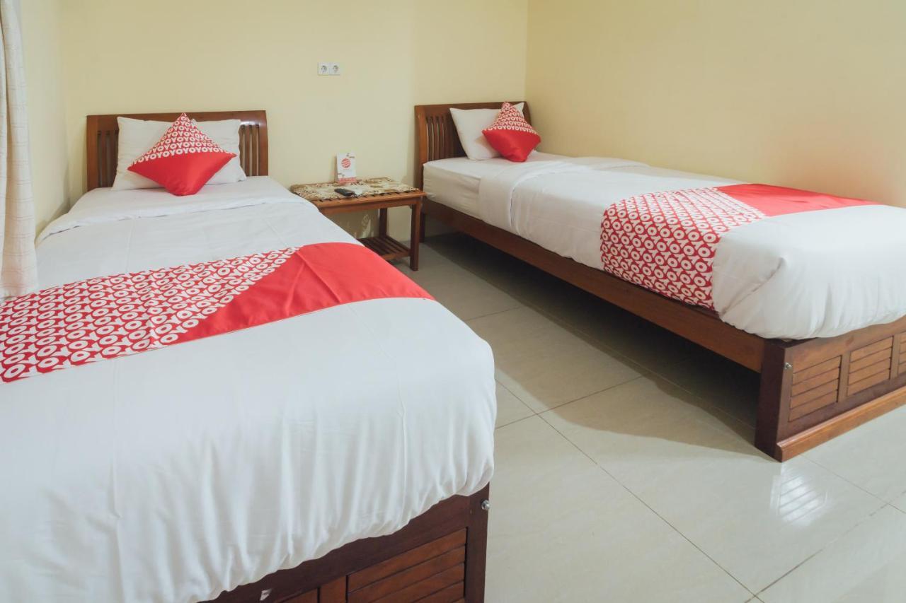 Vaccinated Staff - Oyo 1300 Crecia Guest House Hatu Экстерьер фото