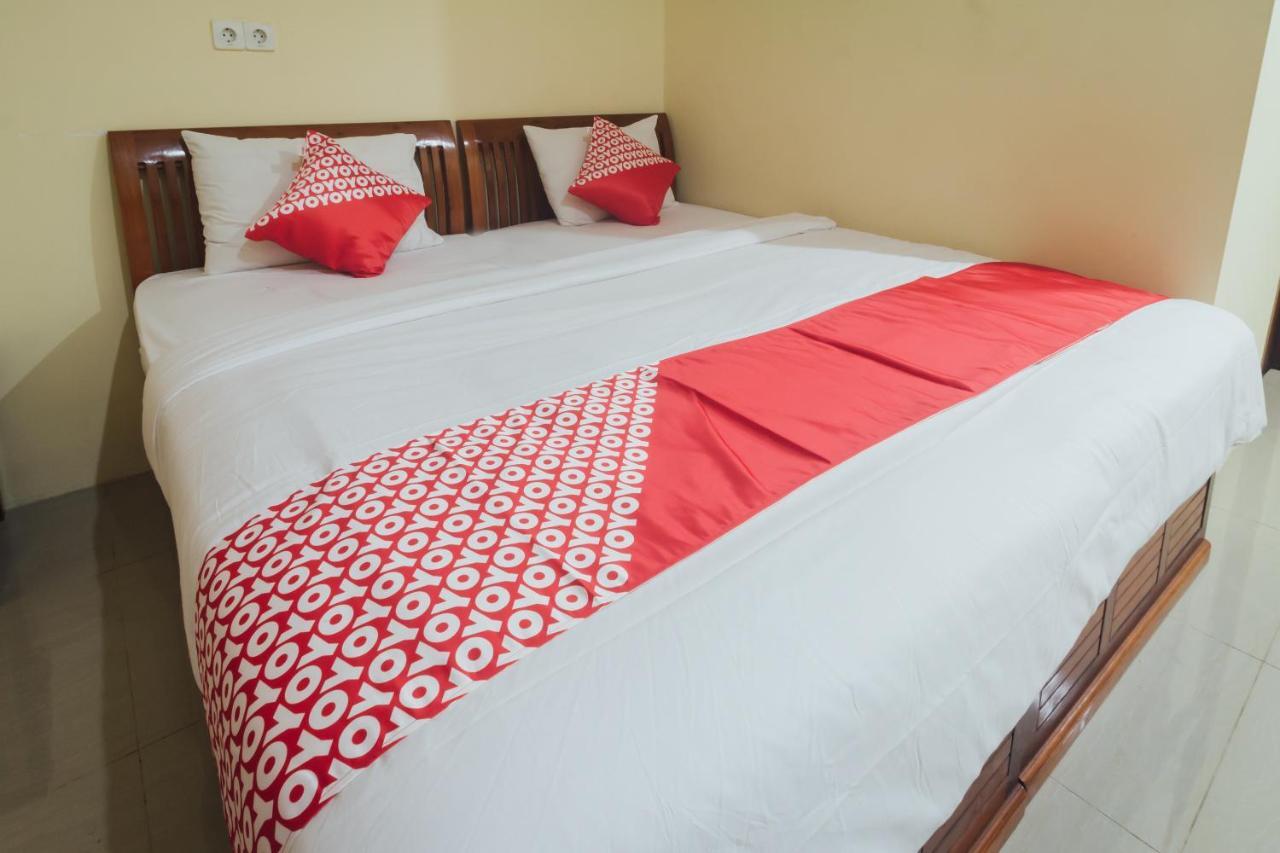 Vaccinated Staff - Oyo 1300 Crecia Guest House Hatu Экстерьер фото