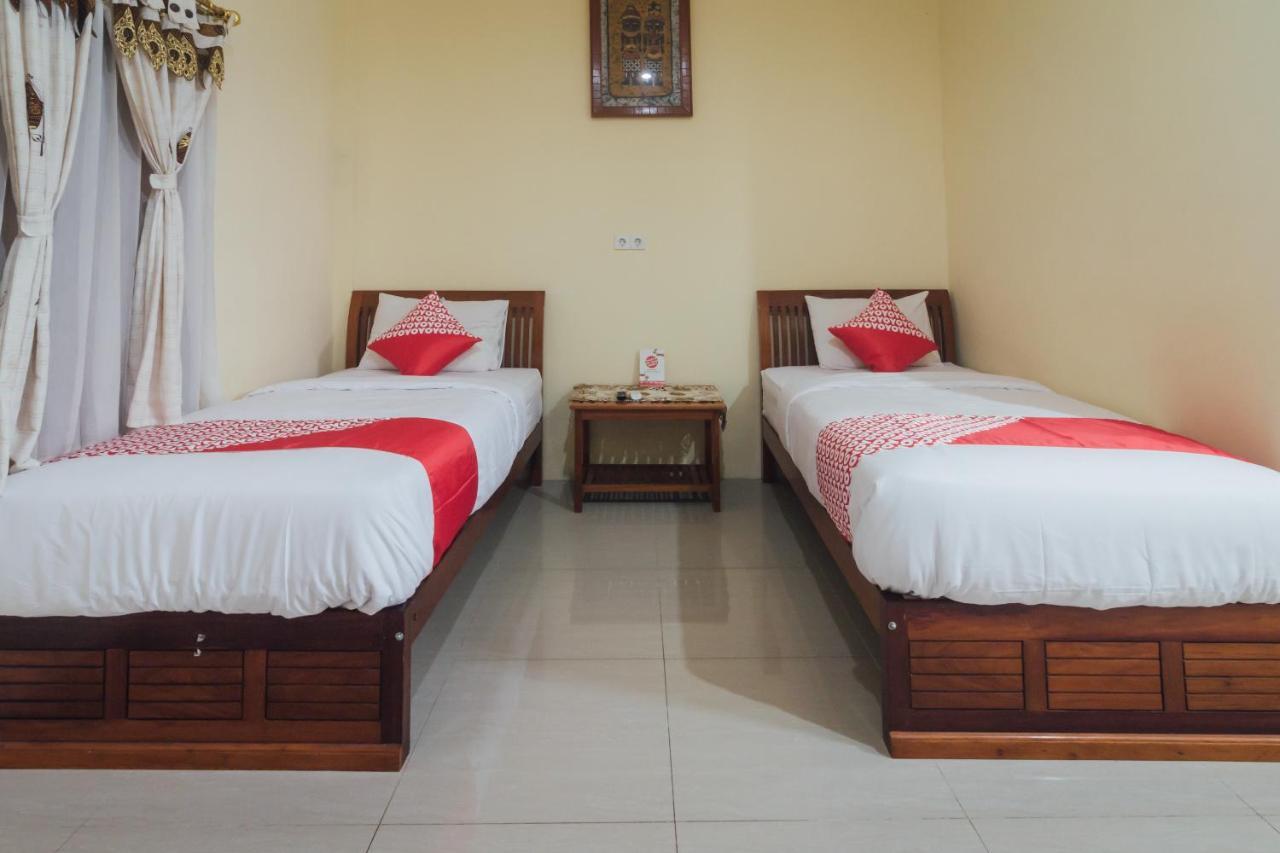 Vaccinated Staff - Oyo 1300 Crecia Guest House Hatu Экстерьер фото